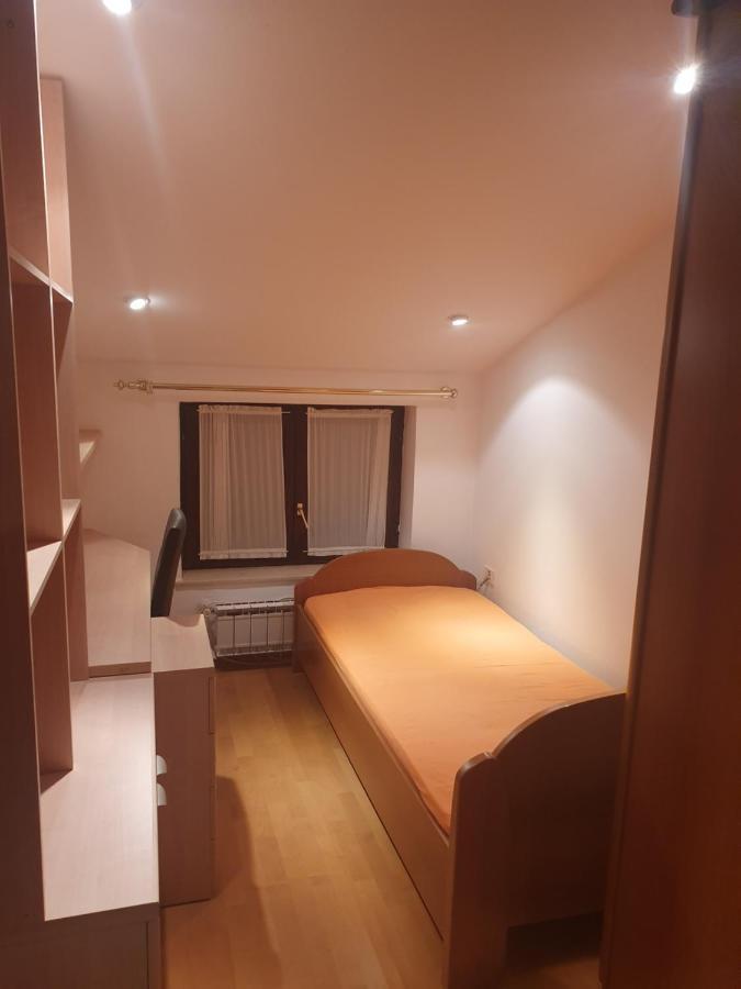 Apartma Aleksandra อังคาราน ภายนอก รูปภาพ